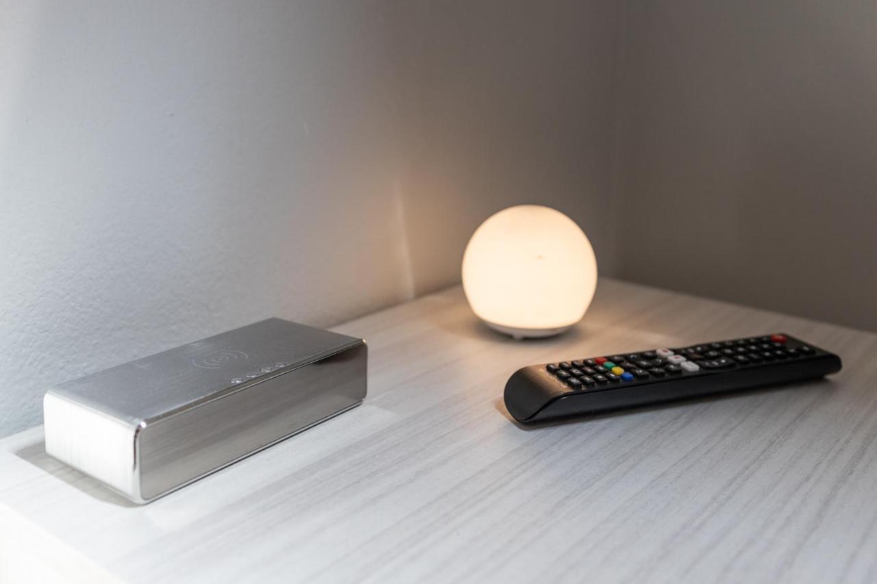 Ferienwohnung Free Parking Tiny House Wifi Netflix 15 Minuti Dal Duomo Mailand Exterior foto