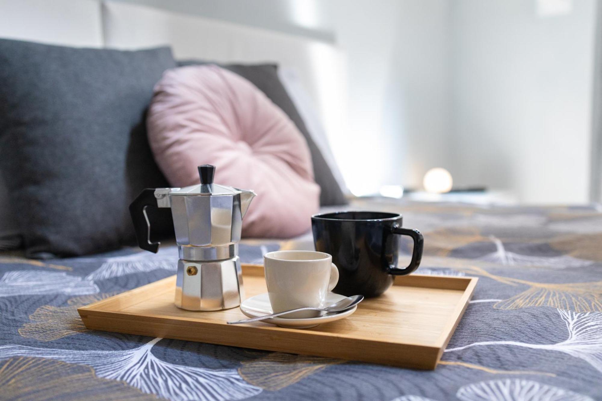 Ferienwohnung Free Parking Tiny House Wifi Netflix 15 Minuti Dal Duomo Mailand Exterior foto