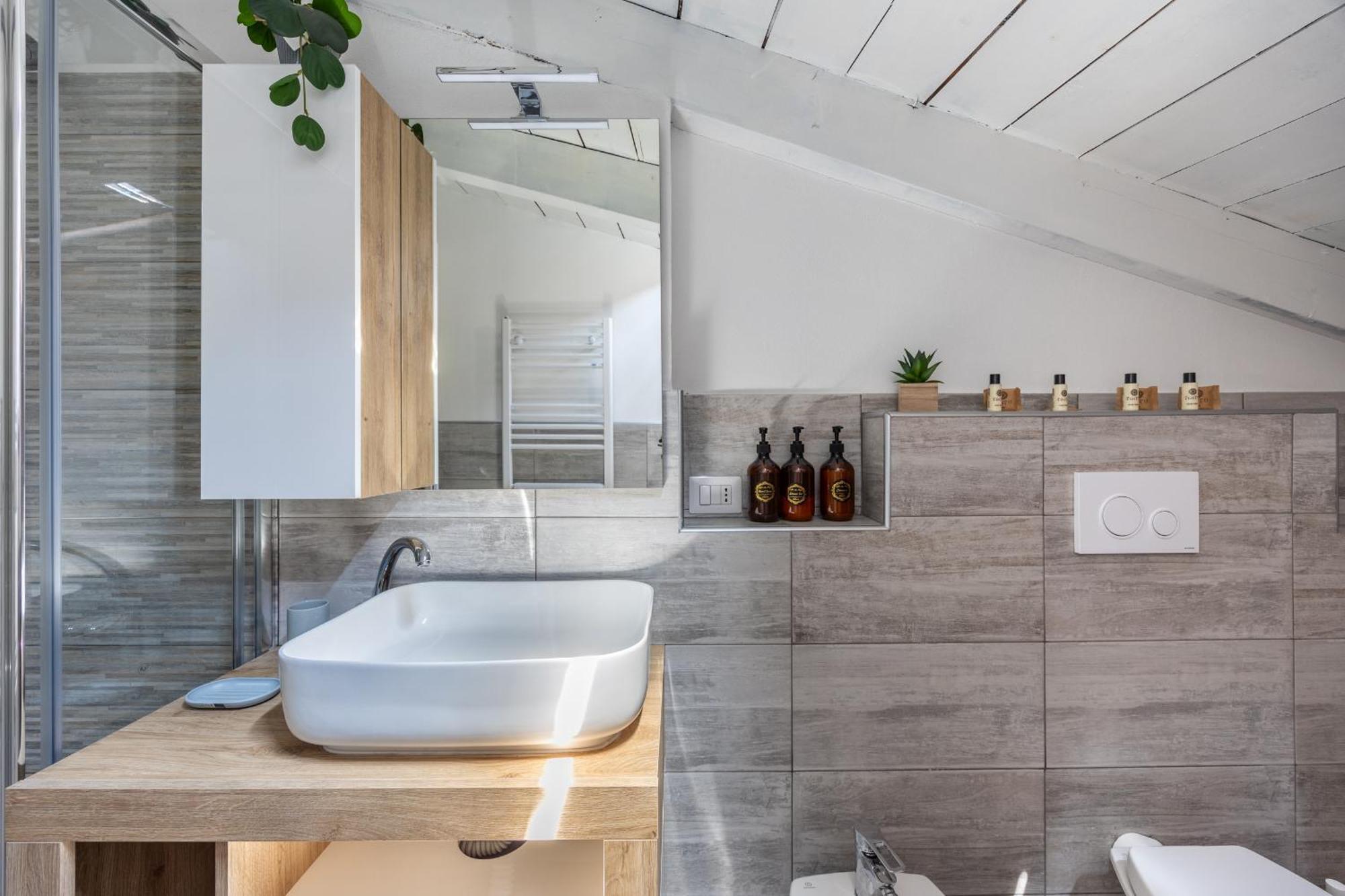 Ferienwohnung Free Parking Tiny House Wifi Netflix 15 Minuti Dal Duomo Mailand Exterior foto