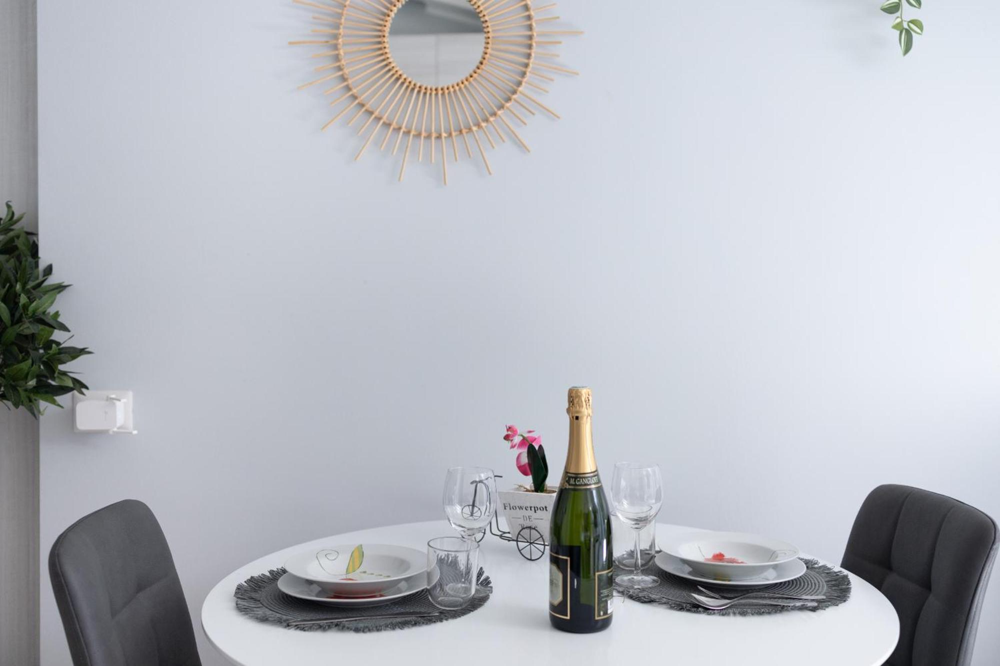 Ferienwohnung Free Parking Tiny House Wifi Netflix 15 Minuti Dal Duomo Mailand Exterior foto